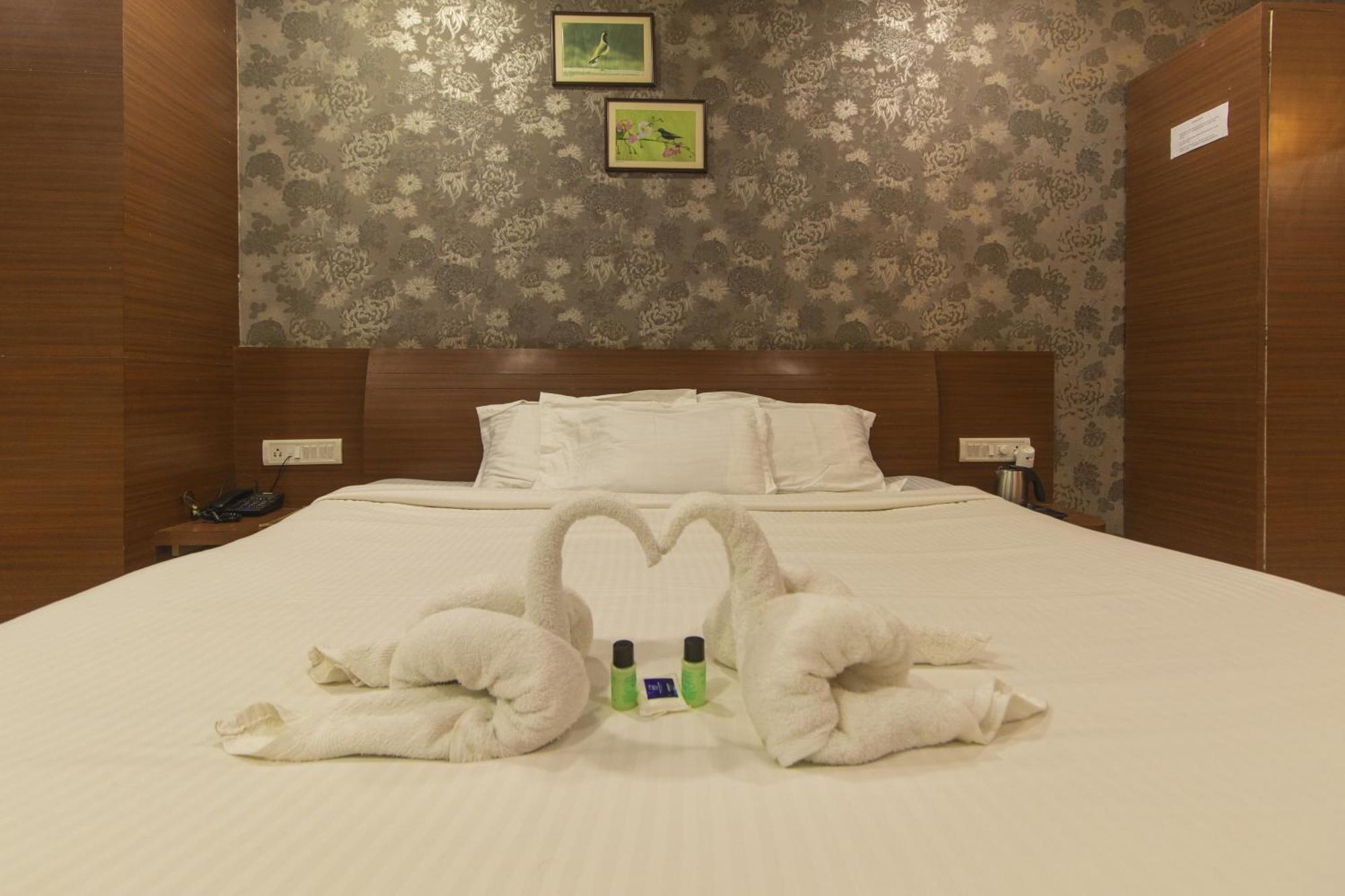 Wow Stayz2 Misty Meadows Pachmarhī 외부 사진